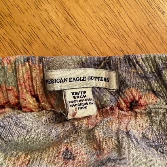 American Eagle Off the Shoulder Floral Shirt XS - Picture 7 of 7